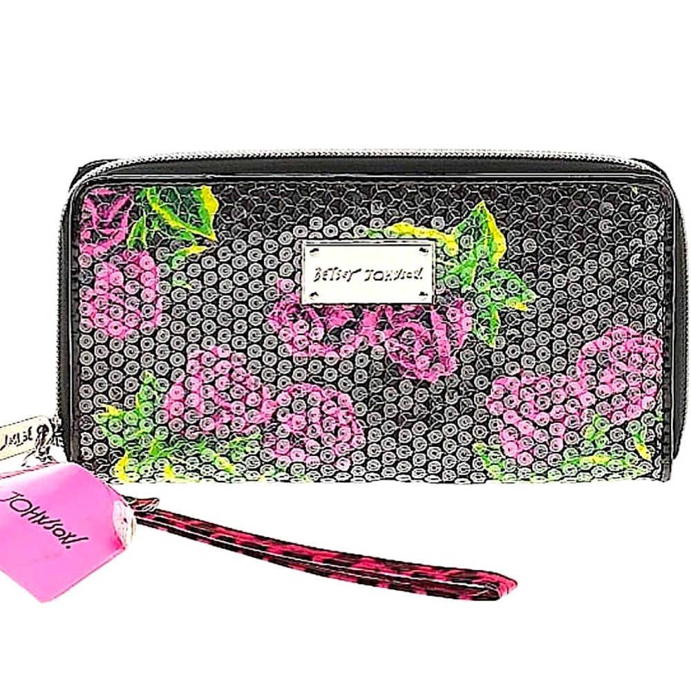 BETSEY JOHNSON. NWT. Sequin Wristlet/Clutch
